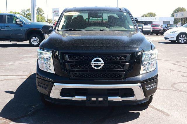 2021 Nissan Titan Crew Cab SV 4x4