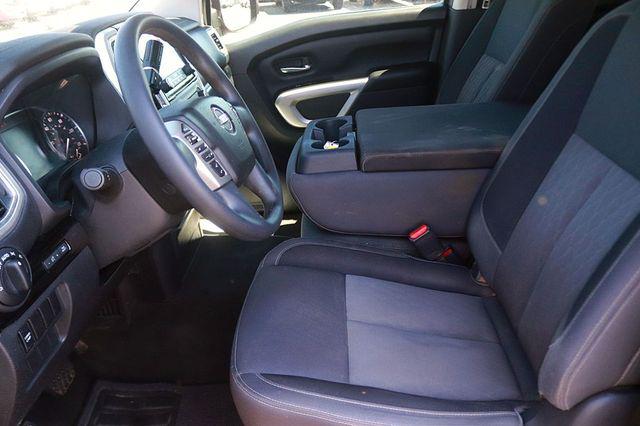 2021 Nissan Titan Crew Cab SV 4x4