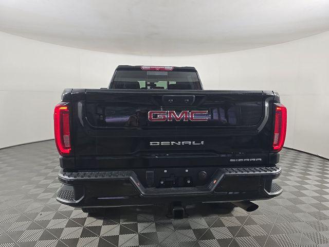 2023 GMC Sierra 3500HD 4WD Crew Cab Standard Bed Denali