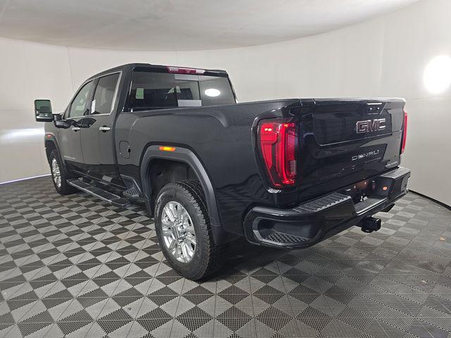 2023 GMC Sierra 3500HD 4WD Crew Cab Standard Bed Denali