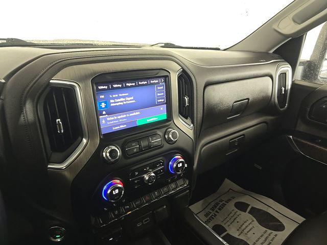 2023 GMC Sierra 3500HD 4WD Crew Cab Standard Bed Denali