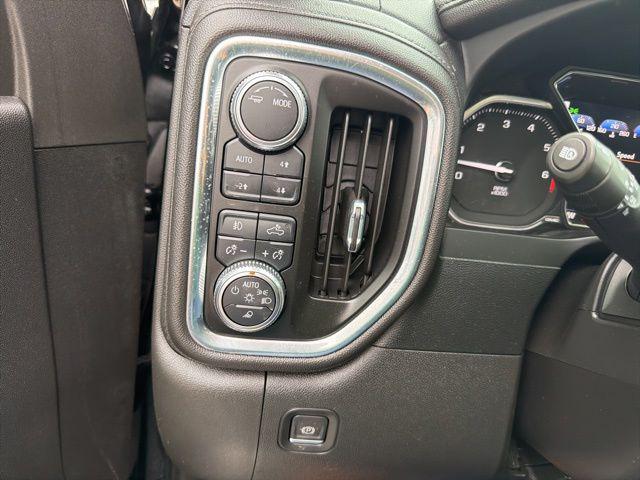2023 GMC Sierra 3500HD 4WD Crew Cab Standard Bed Denali
