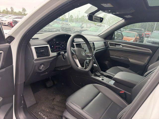 2022 Volkswagen Atlas Cross Sport 3.6L V6 SE w/Technology