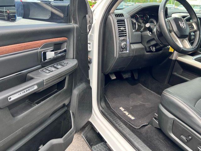 2018 Ram 3500 Laramie Crew Cab 4x4 8' Box