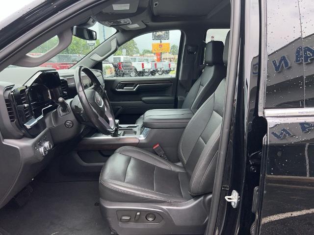 2023 GMC Sierra 1500 4WD Crew Cab Short Box SLT