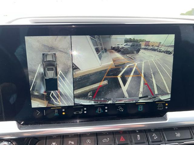 2023 GMC Sierra 1500 4WD Crew Cab Short Box SLT