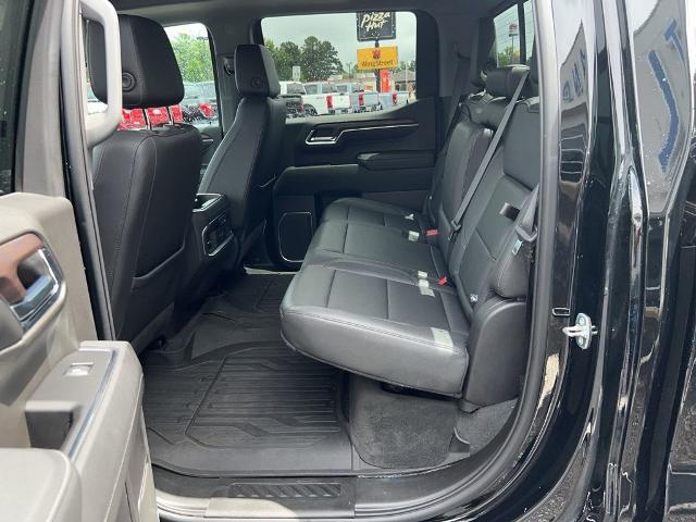 2023 GMC Sierra 1500 4WD Crew Cab Short Box SLT