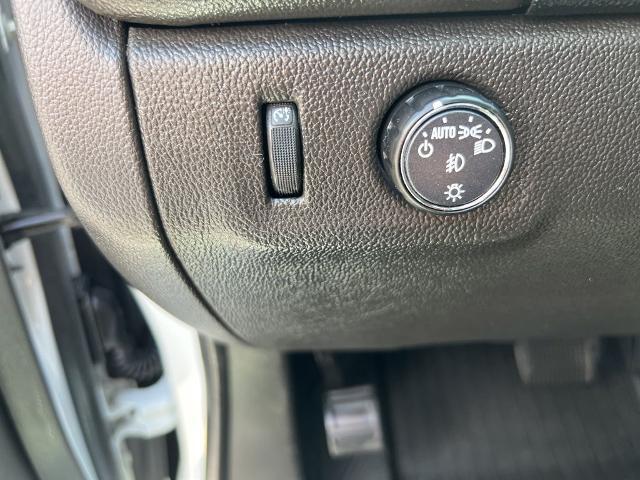 2021 GMC Canyon 4WD Extended Cab Elevation