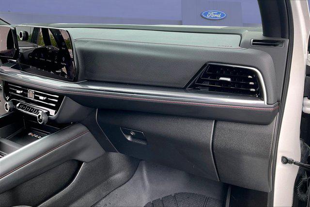 2025 Chevrolet Tahoe 4WD RST