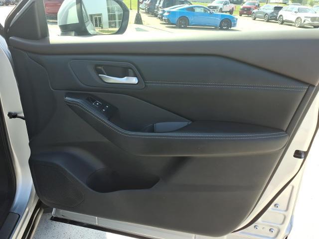 2022 Nissan Rogue SL FWD