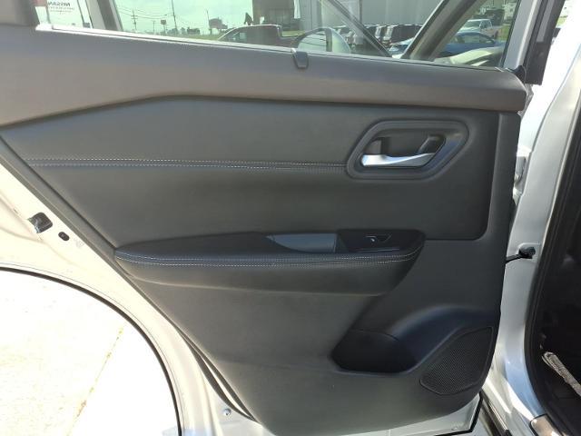 2022 Nissan Rogue SL FWD