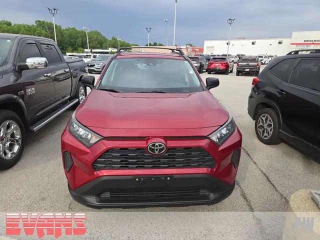 2020 Toyota RAV4 LE