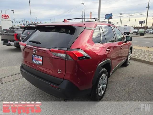 2020 Toyota RAV4 LE