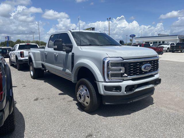 2025 Ford F-450 Platinum