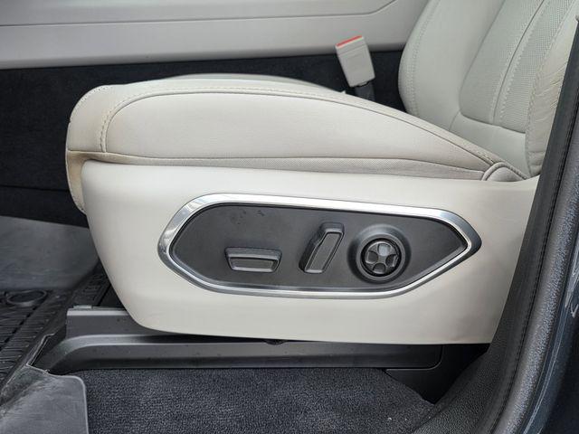 2024 Jeep Wagoneer Series II 4x2