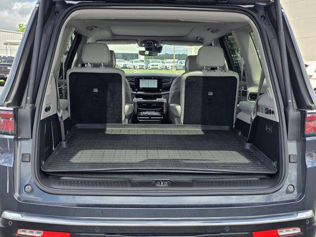 2024 Jeep Wagoneer Series II 4x2
