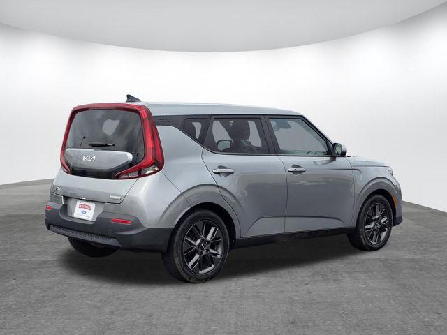 2022 Kia Soul EX