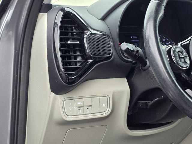 2022 Kia Soul EX