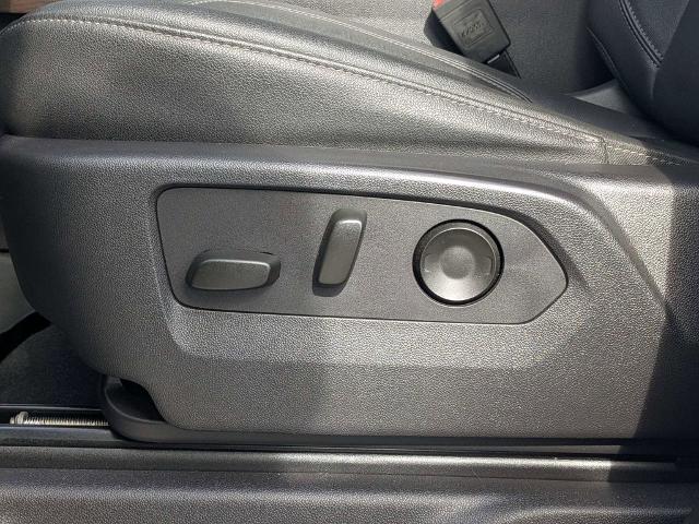 2024 GMC Sierra 1500 4WD Crew Cab Short Box SLT