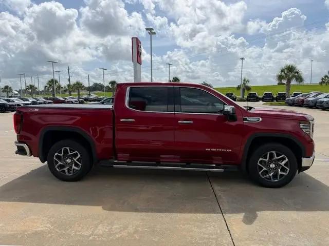 2025 GMC Sierra 1500 4WD Crew Cab Short Box SLT