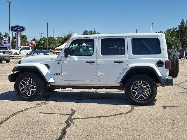 2025 Jeep Wrangler 4-Door Sahara 4x4