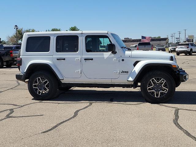 2025 Jeep Wrangler 4-Door Sahara 4x4