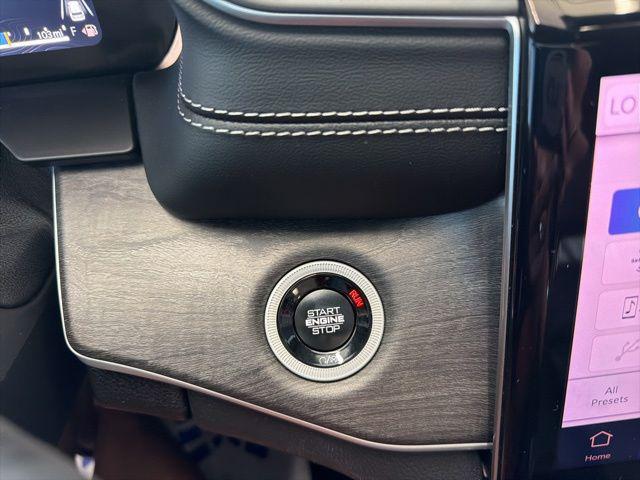 2025 Jeep Grand Cherokee L Limited 4x4