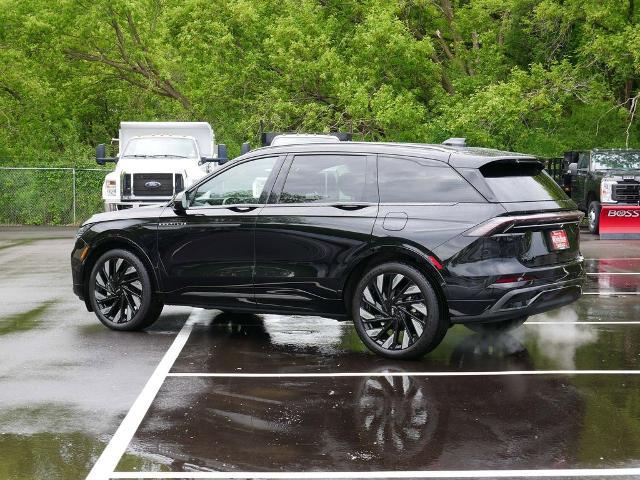 2025 Lincoln Nautilus Reserve