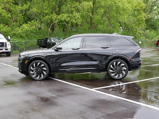 2025 Lincoln Nautilus Reserve