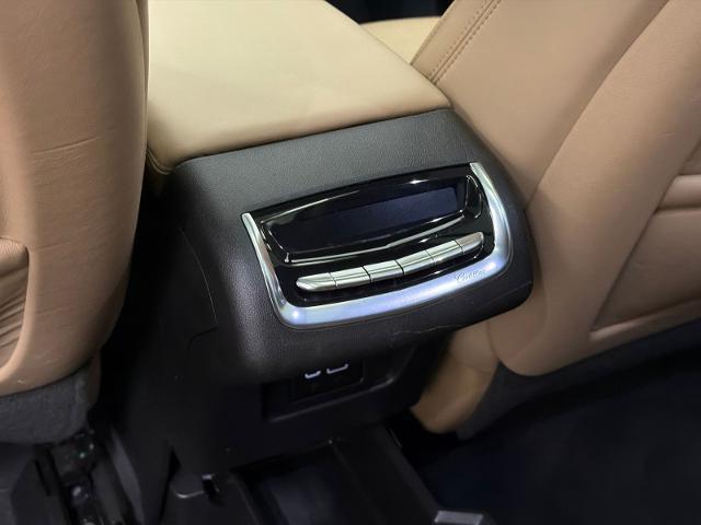 2022 Cadillac XT6 AWD Premium Luxury