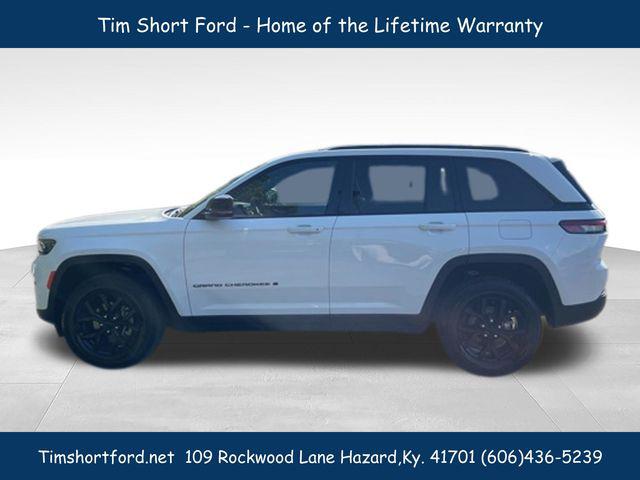 2025 Jeep Grand Cherokee Altitude 4x4