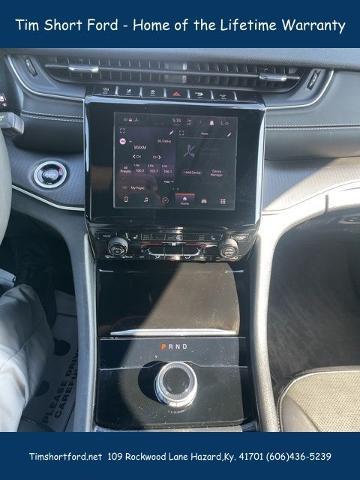 2025 Jeep Grand Cherokee Altitude 4x4
