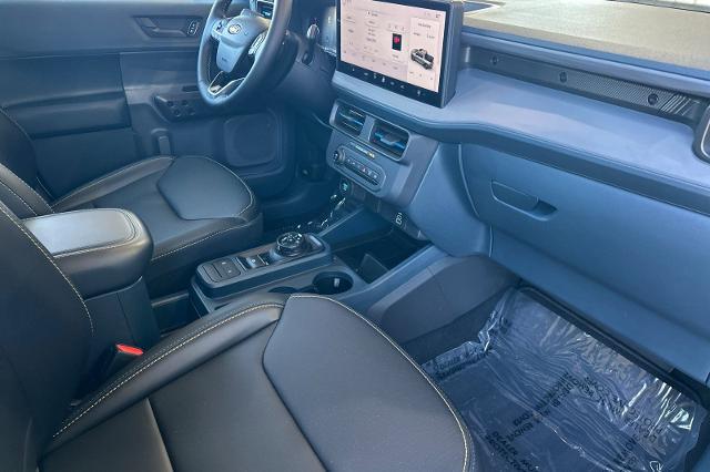 2025 Ford Maverick Lobo Standard