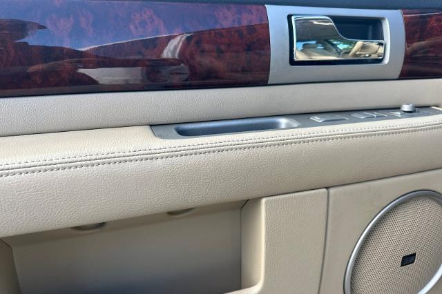 2005 Lincoln Navigator Unknown