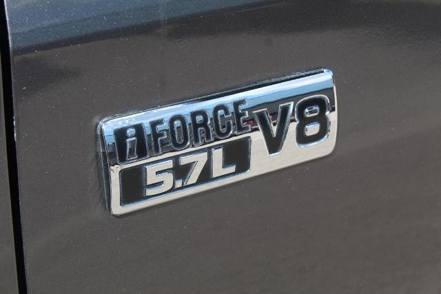 2015 Toyota Tundra SR 5.7L V8