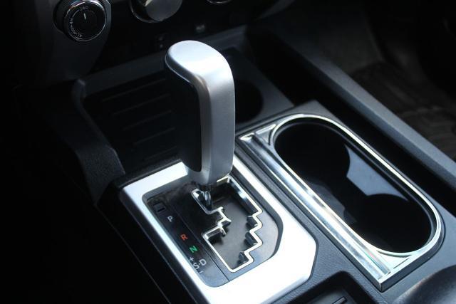 2015 Toyota Tundra SR 5.7L V8