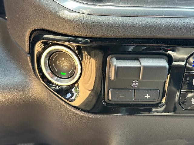2025 Chevrolet Silverado 1500 4WD Crew Cab Short Bed High Country