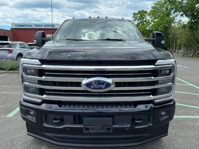 2025 Ford F-350 Platinum