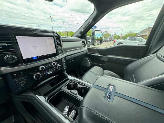 2025 Ford F-350 Platinum