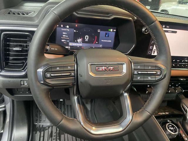 2024 GMC Canyon 4WD AT4