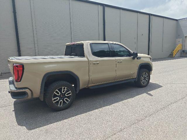2022 GMC Sierra 1500 4WD Crew Cab Short Box AT4