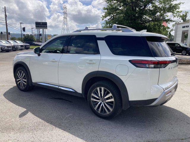 2022 Nissan Pathfinder Platinum 2WD