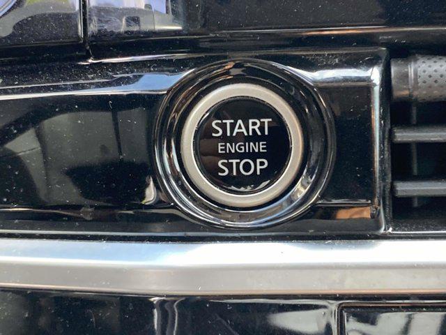 2022 Nissan Pathfinder Platinum 2WD
