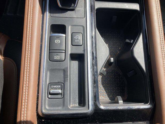 2022 Nissan Pathfinder Platinum 2WD