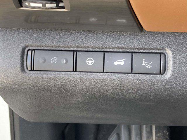 2022 Nissan Pathfinder Platinum 2WD