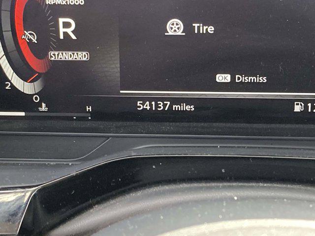 2022 Nissan Pathfinder Platinum 2WD