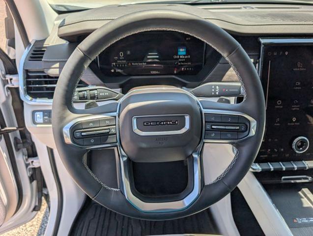 2025 GMC Acadia FWD Denali