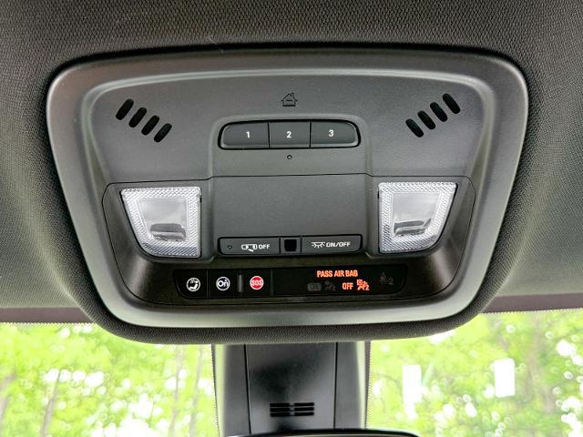 2023 Chevrolet Traverse AWD LT Cloth