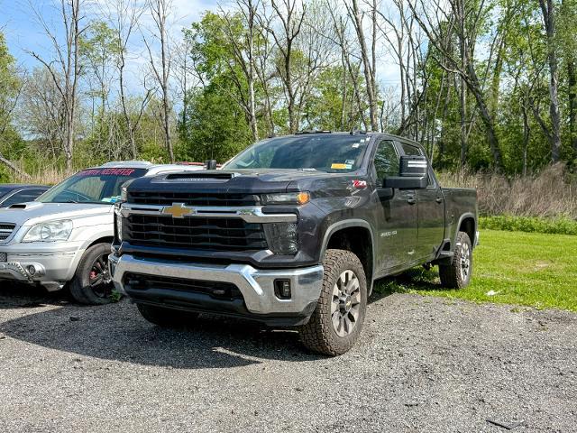 2024 Chevrolet Silverado 2500HD 4WD Crew Cab Standard Bed LT