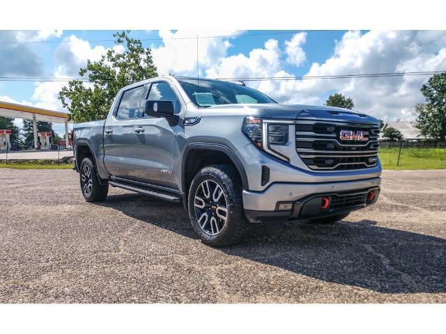 2024 GMC Sierra 1500 4WD Crew Cab Short Box AT4